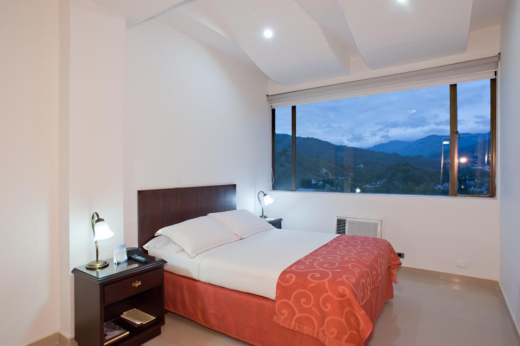 Hotel Dann Combeima Ibagué Buitenkant foto